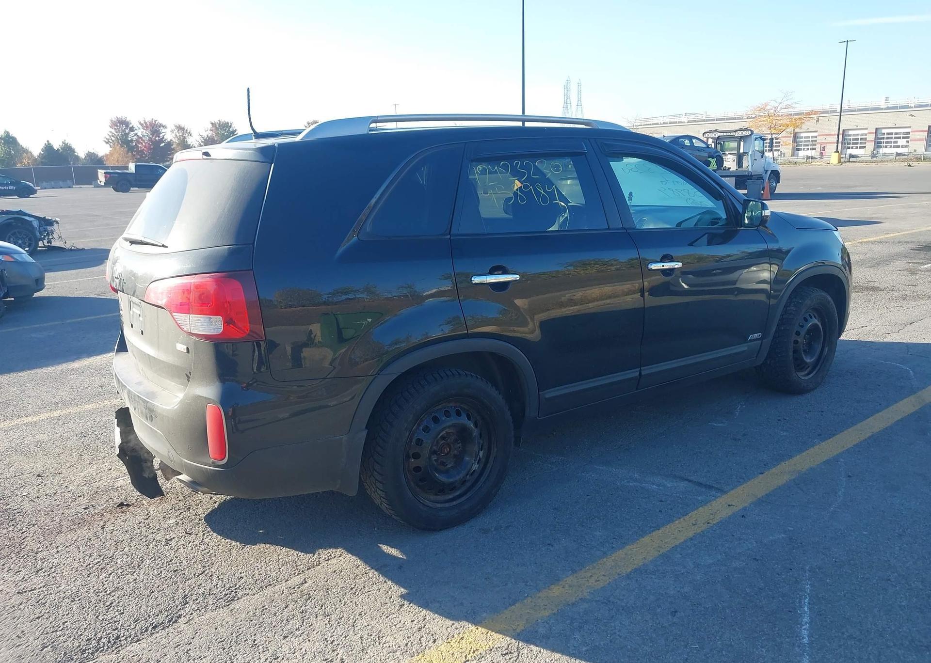 2014 KIA SORENTO LX V6