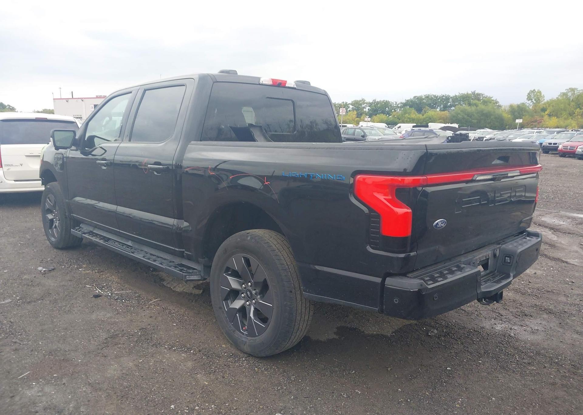 2023 FORD F-150 LIGHTNING LARIAT