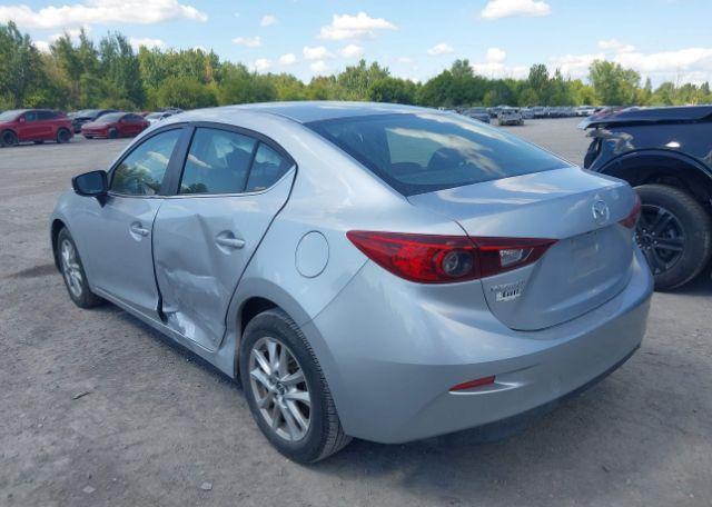 2018 MAZDA 3 GS
