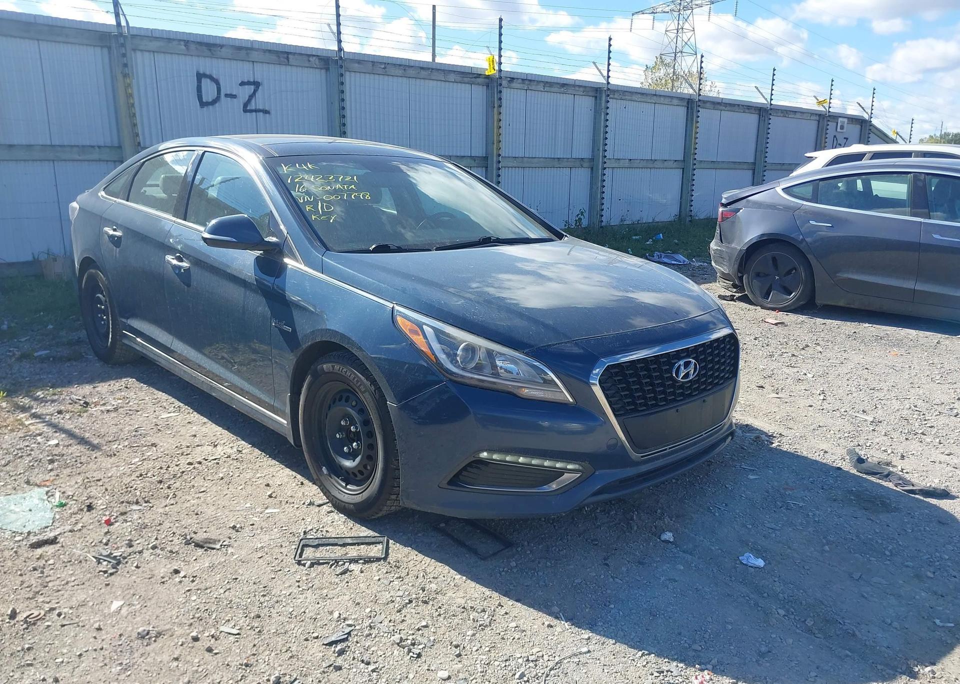 2016 HYUNDAI SONATA HYBRID