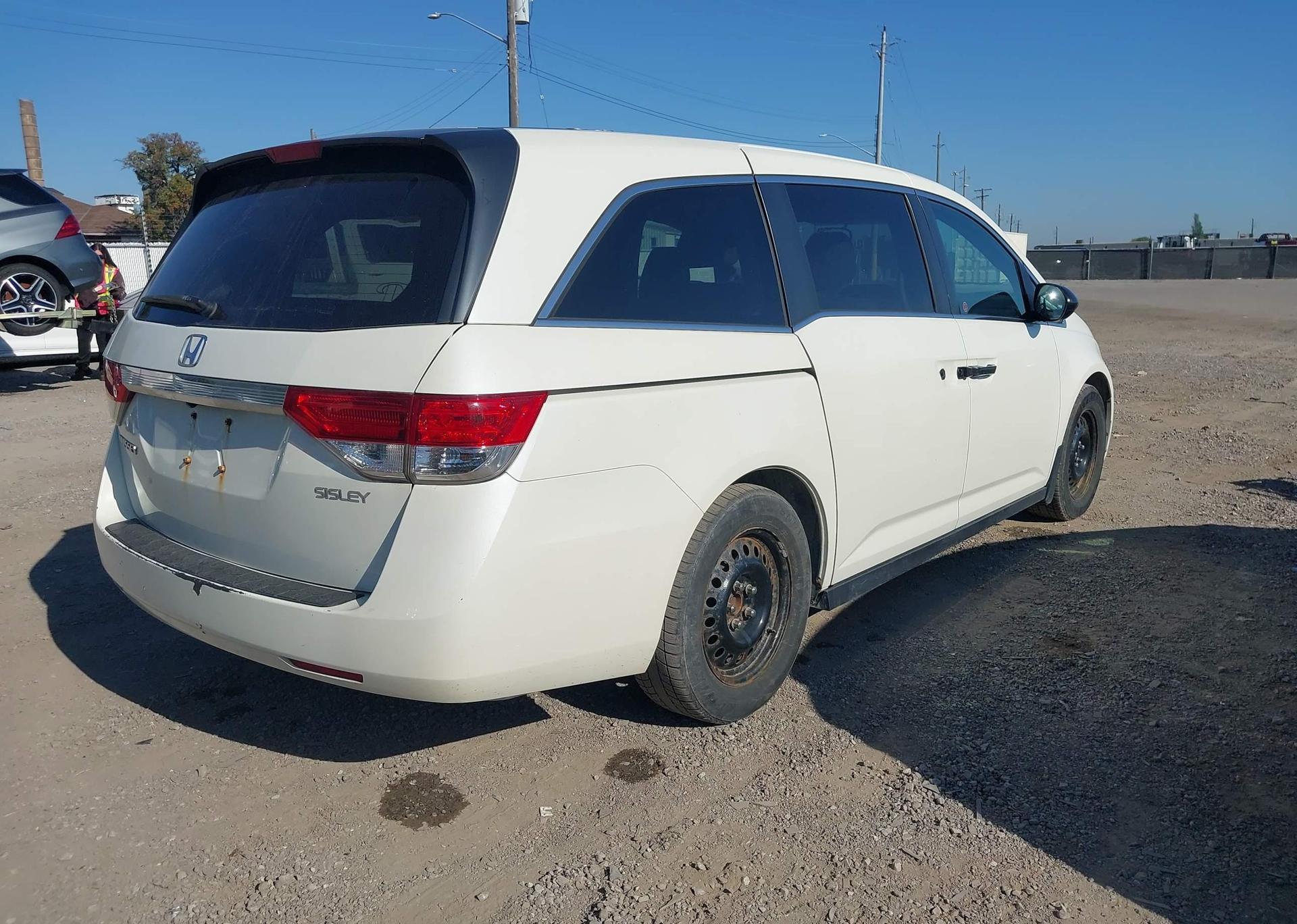 2015 HONDA ODYSSEY LX