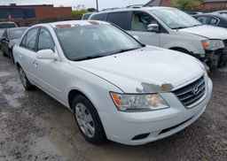 2010 HYUNDAI SONATA