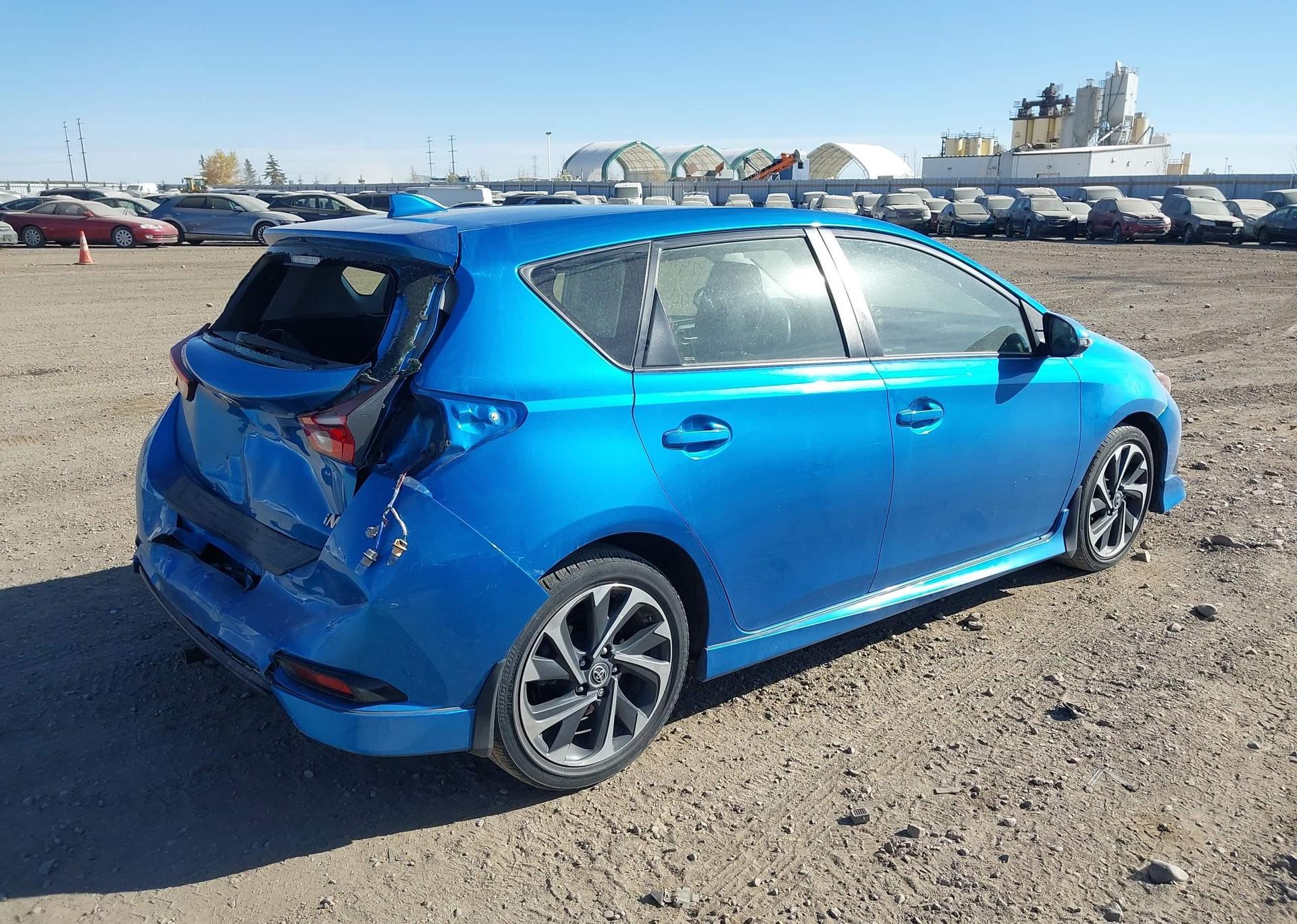 2017 TOYOTA COROLLA iM