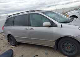 2008 TOYOTA SIENNA CE