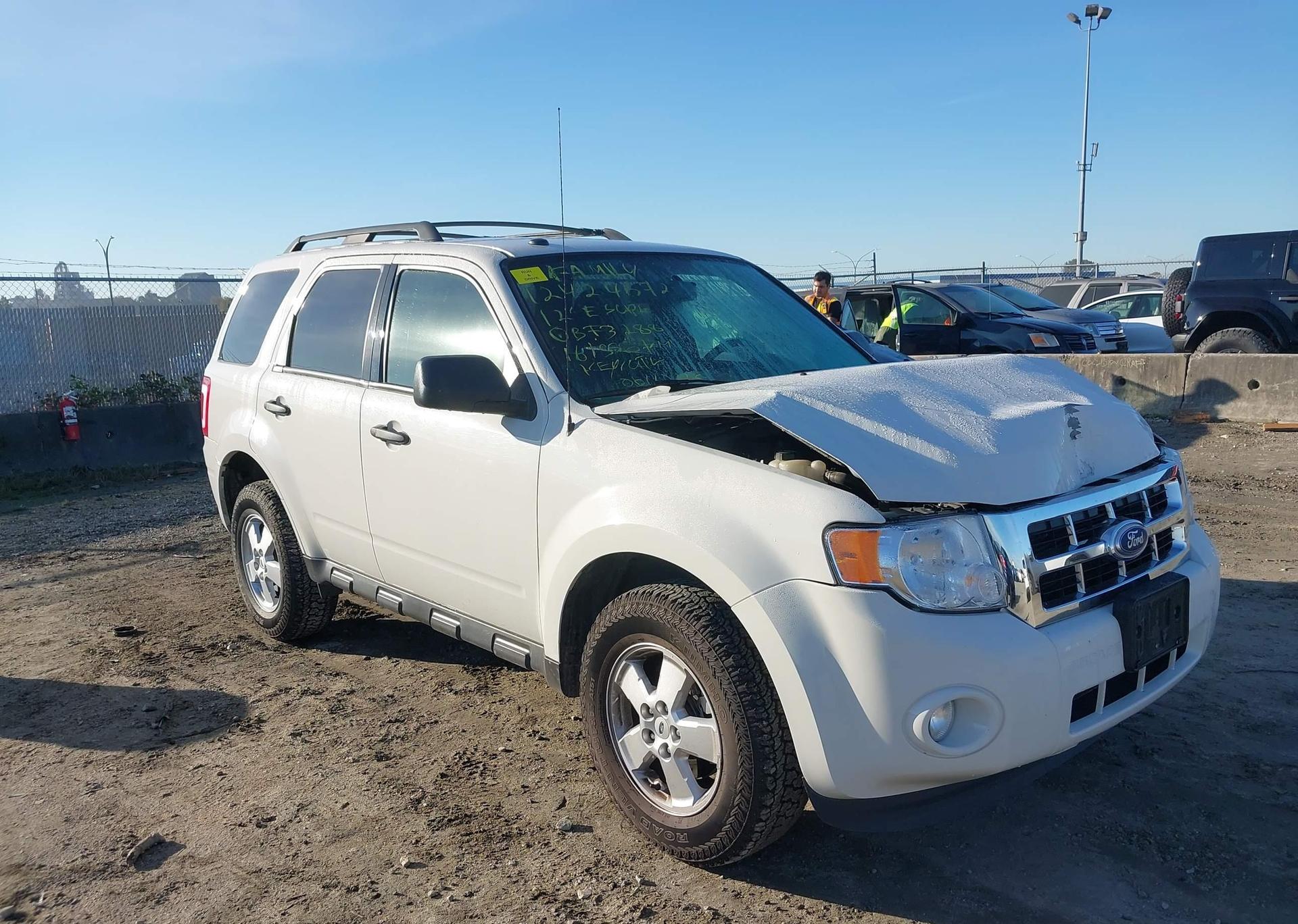 2012 FORD ESCAPE XLT
