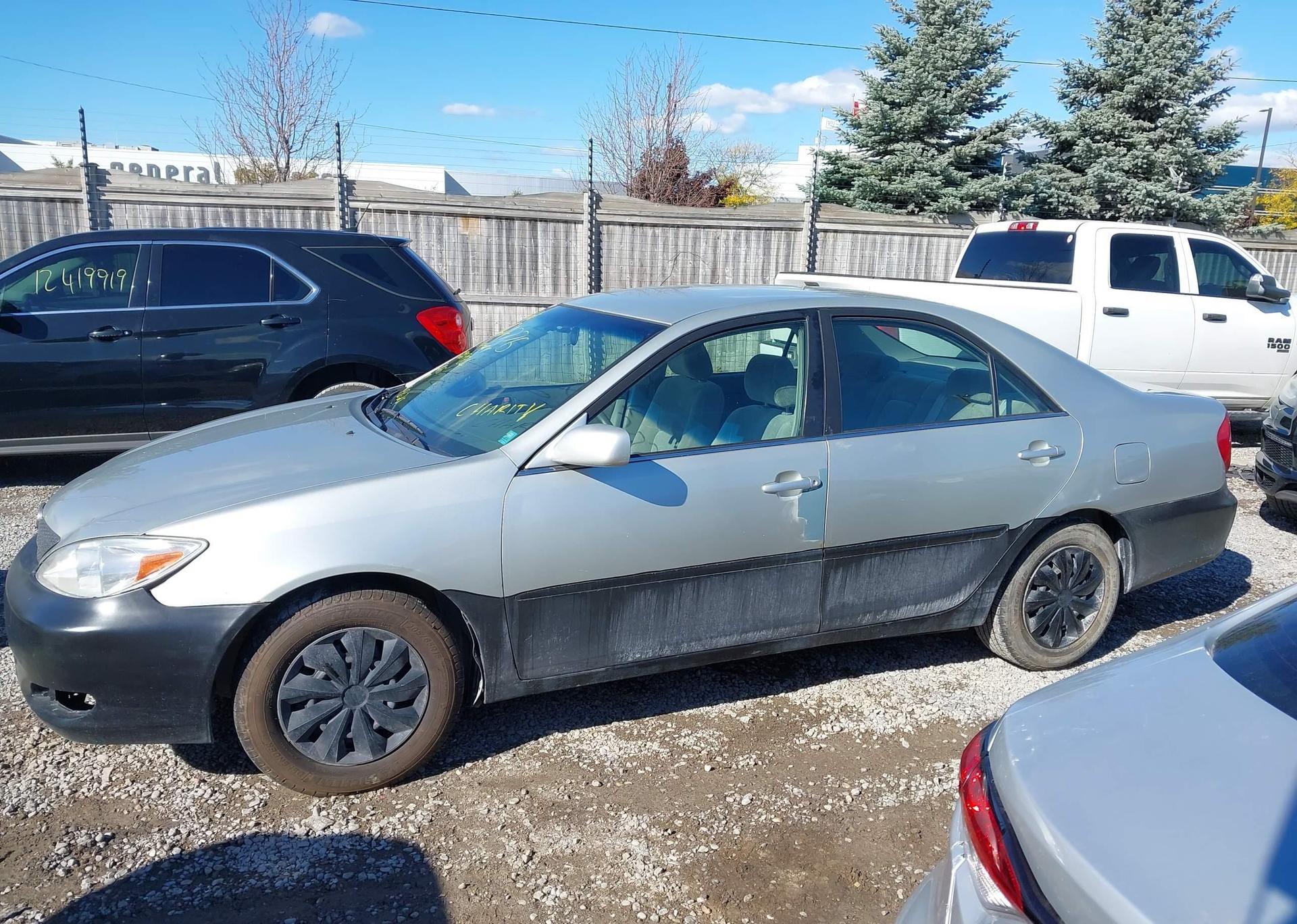 2002 TOYOTA CAMRY LE