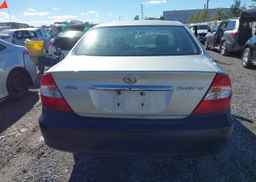 2002 TOYOTA CAMRY LE