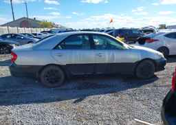 2002 TOYOTA CAMRY LE