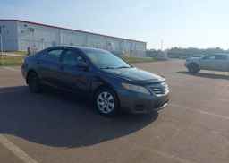2010 TOYOTA CAMRY LE