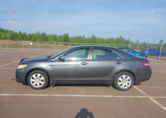 2010 TOYOTA CAMRY LE