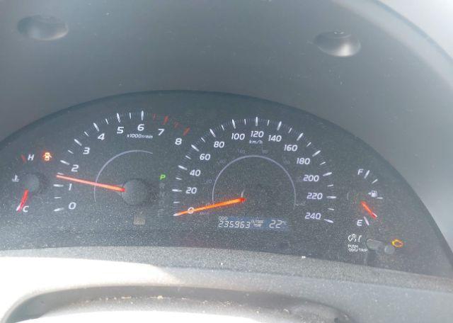 2010 TOYOTA CAMRY LE