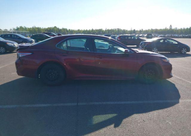 2018 TOYOTA CAMRY SE