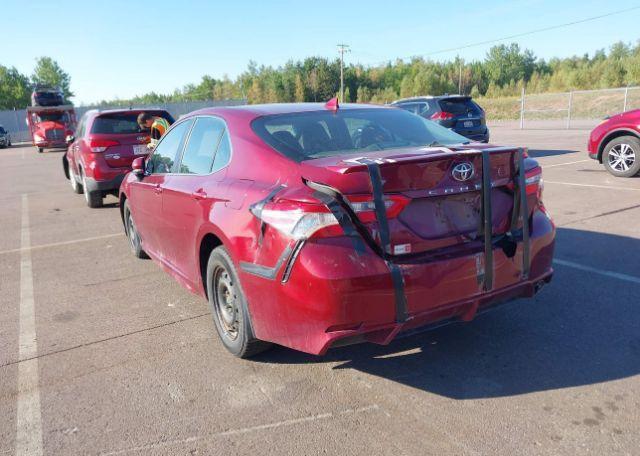 2018 TOYOTA CAMRY SE