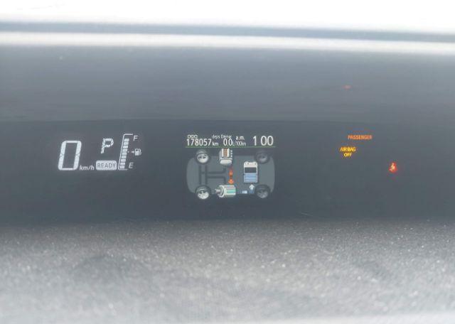 2017 TOYOTA PRIUS C TECHNOLOGY