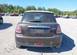 2010 MINI COOPER CLASSIC