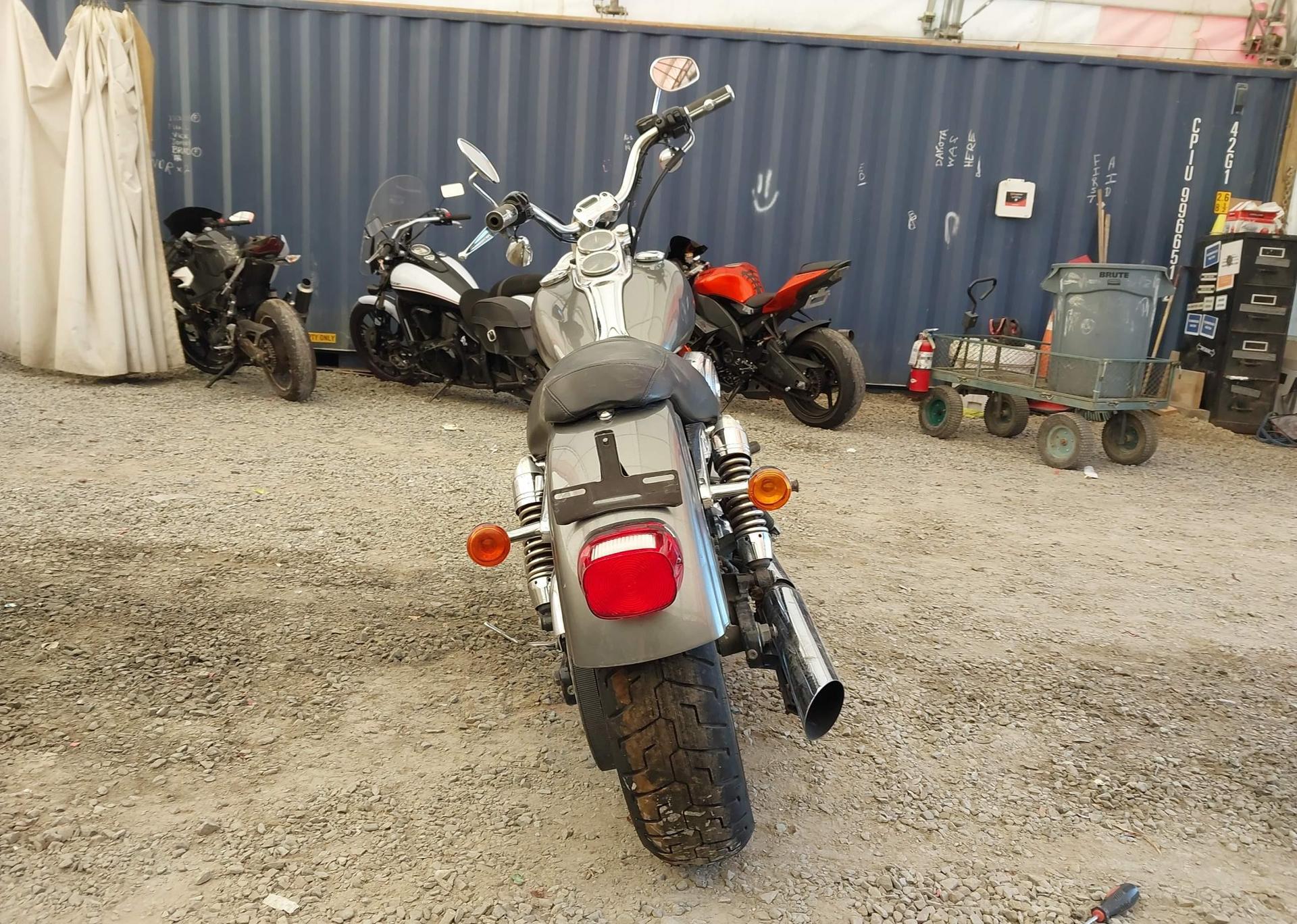 2006 HARLEY-DAVIDSON FXDLI