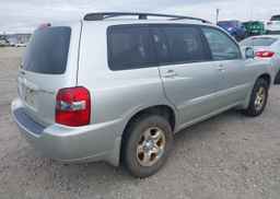 2004 TOYOTA HIGHLANDER