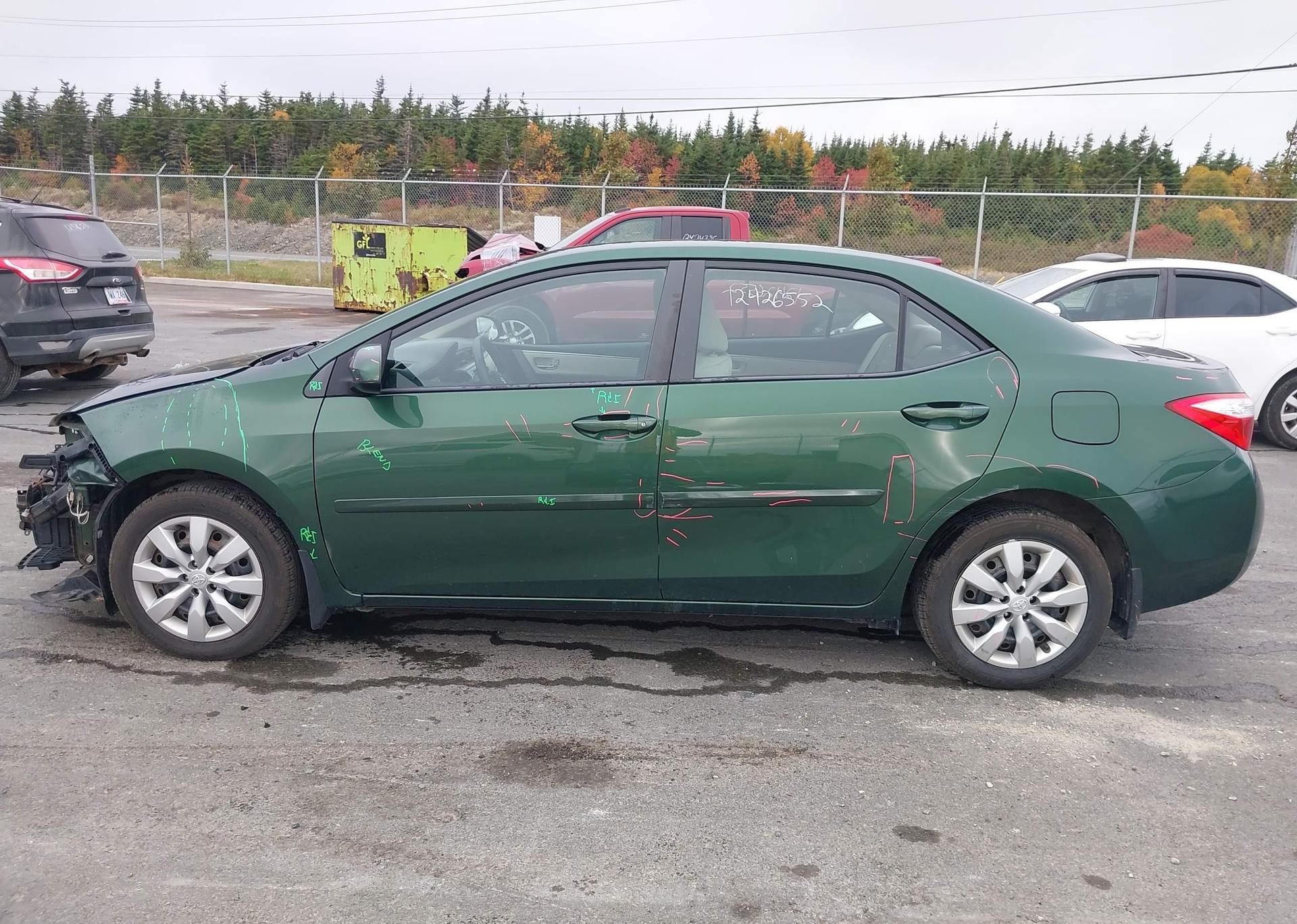 2015 TOYOTA COROLLA LE