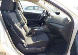 2010 MAZDA MAZDA3 GS