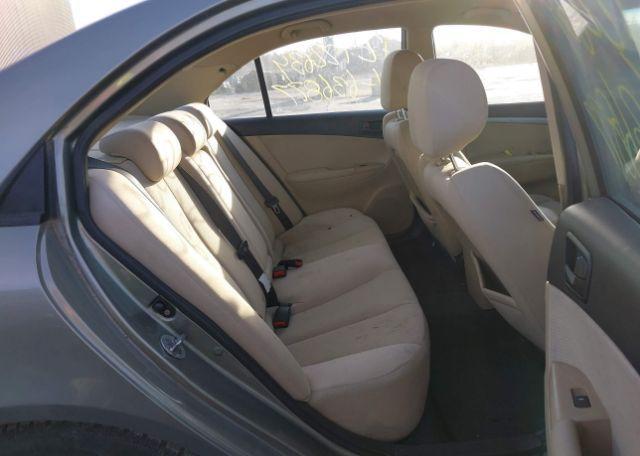 2010 HYUNDAI SONATA GL