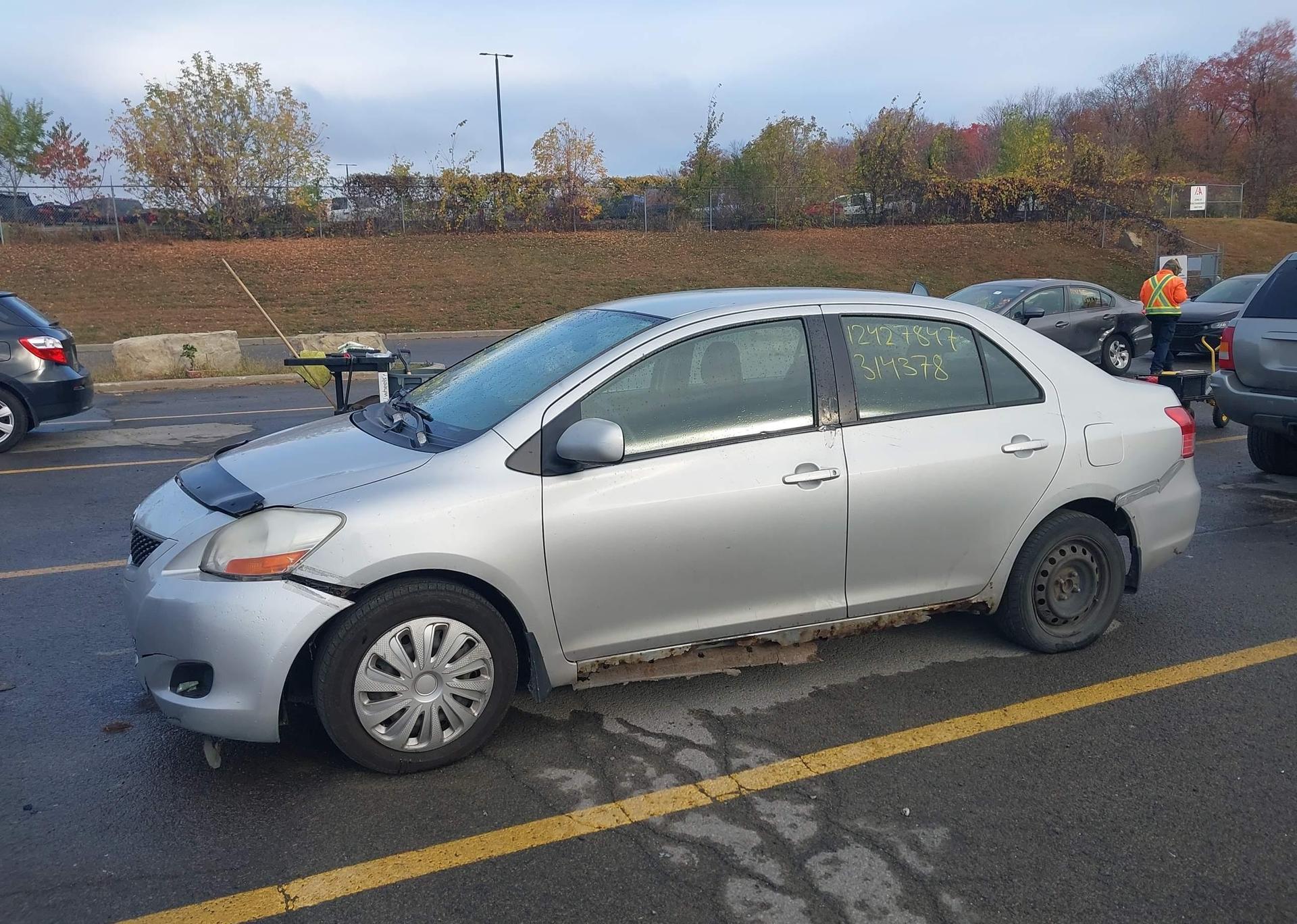 2009 TOYOTA YARIS
