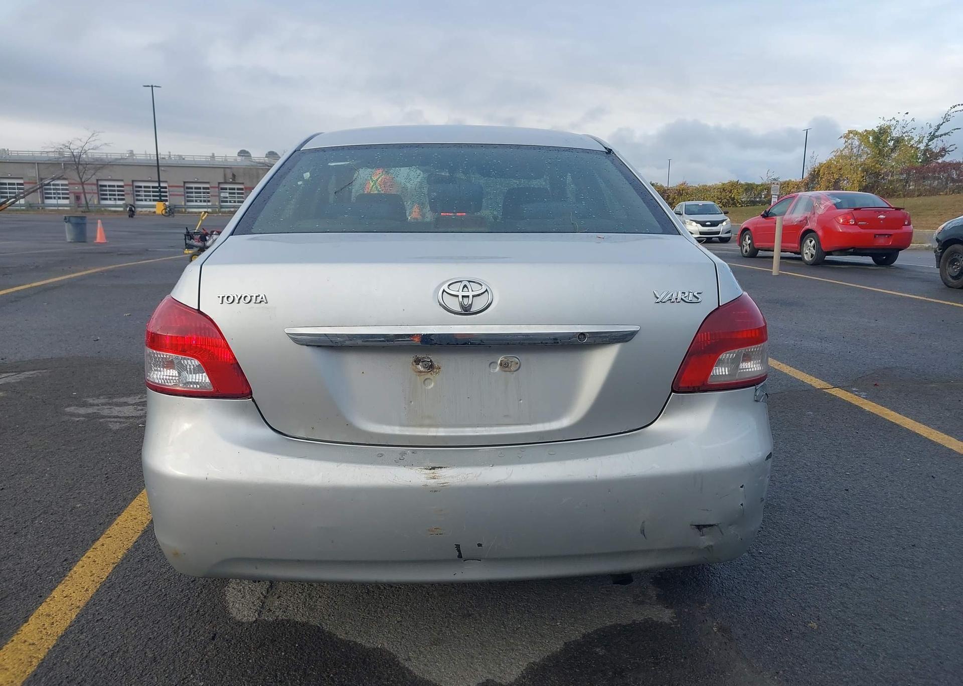 2009 TOYOTA YARIS