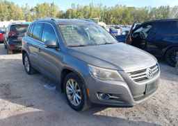 2010 VOLKSWAGEN TIGUAN