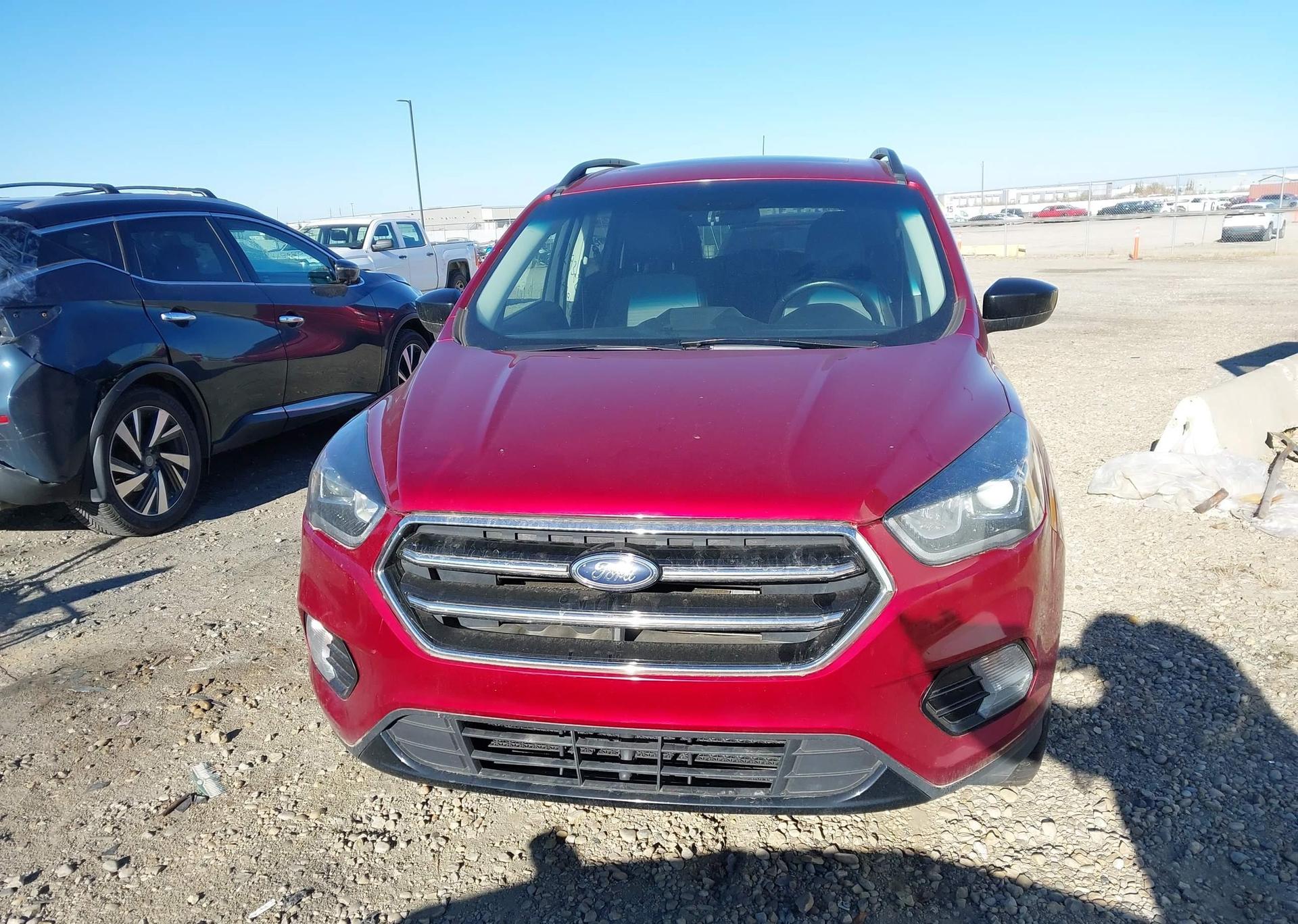 2017 FORD ESCAPE SE