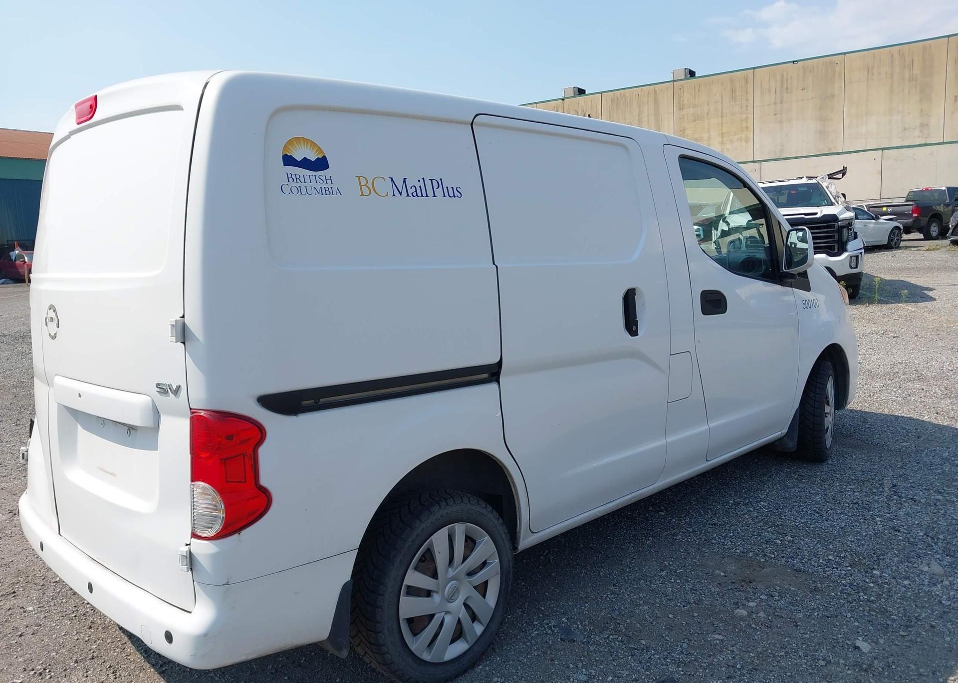 2017 NISSAN NV200 2.5S