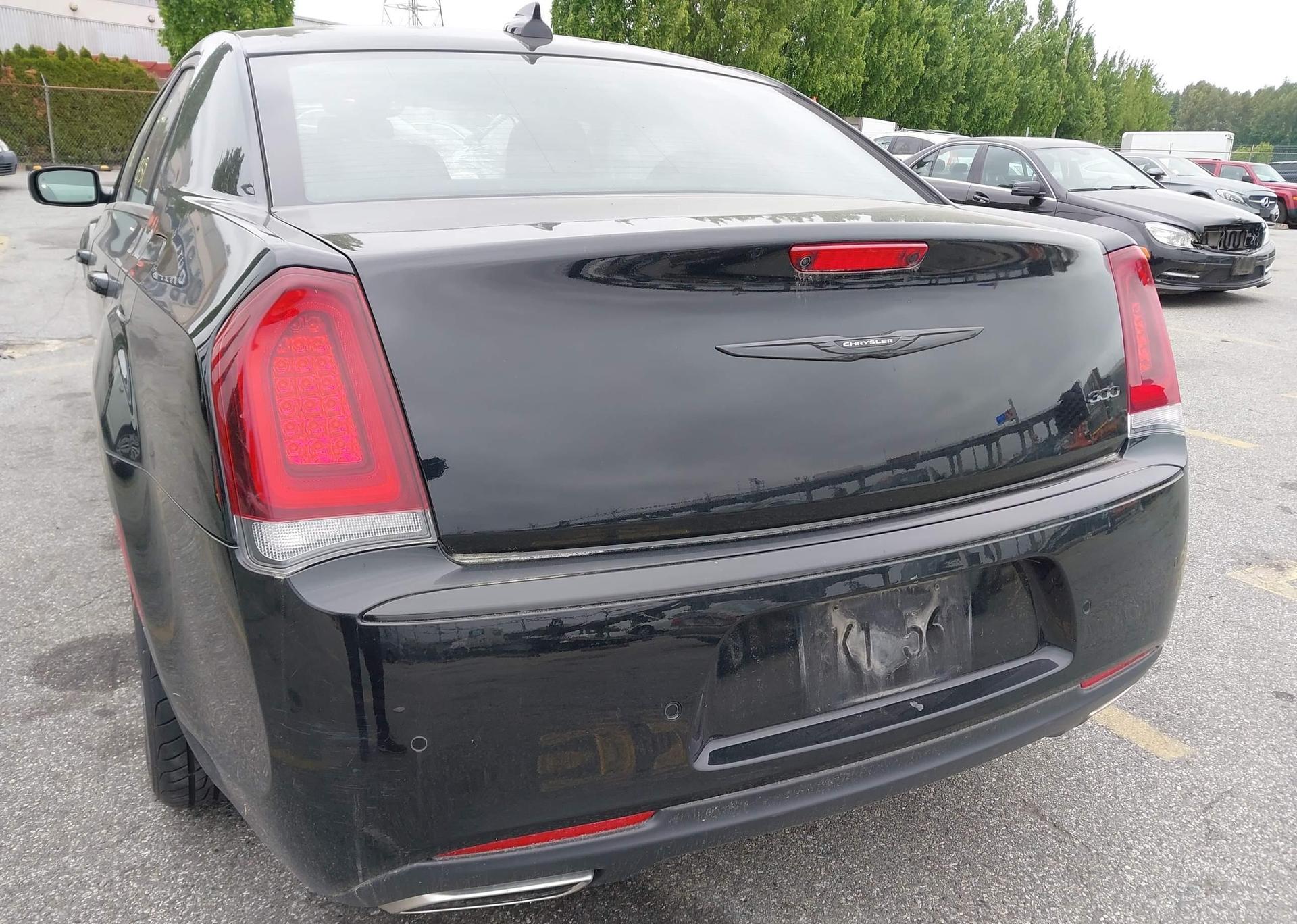 2022 CHRYSLER 300