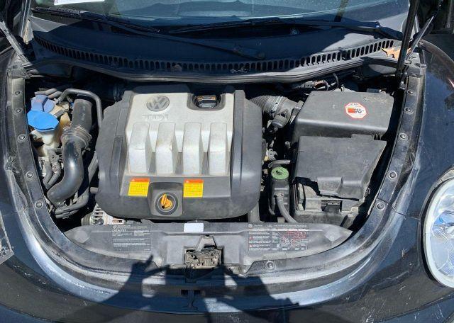 2004 VOLKSWAGEN NEW BEETLE GLS TDI