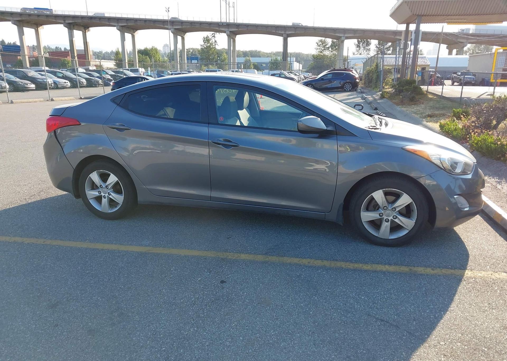 2012 HYUNDAI ELANTRA GLS