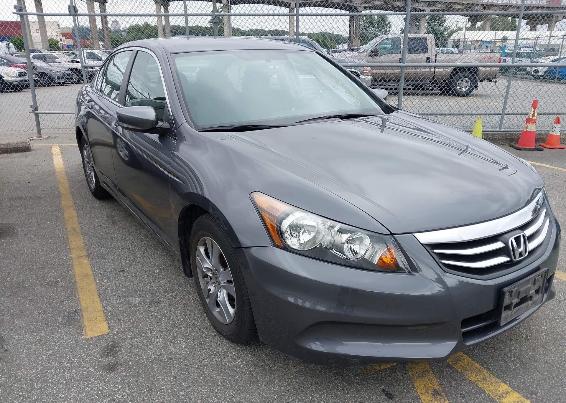 2012 HONDA ACCORD SE