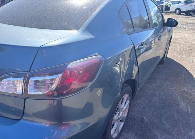 2011 MAZDA MAZDA3 GX