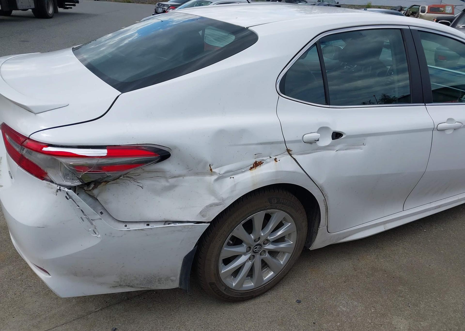 2018 TOYOTA CAMRY