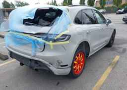 2024 PORSCHE MACAN