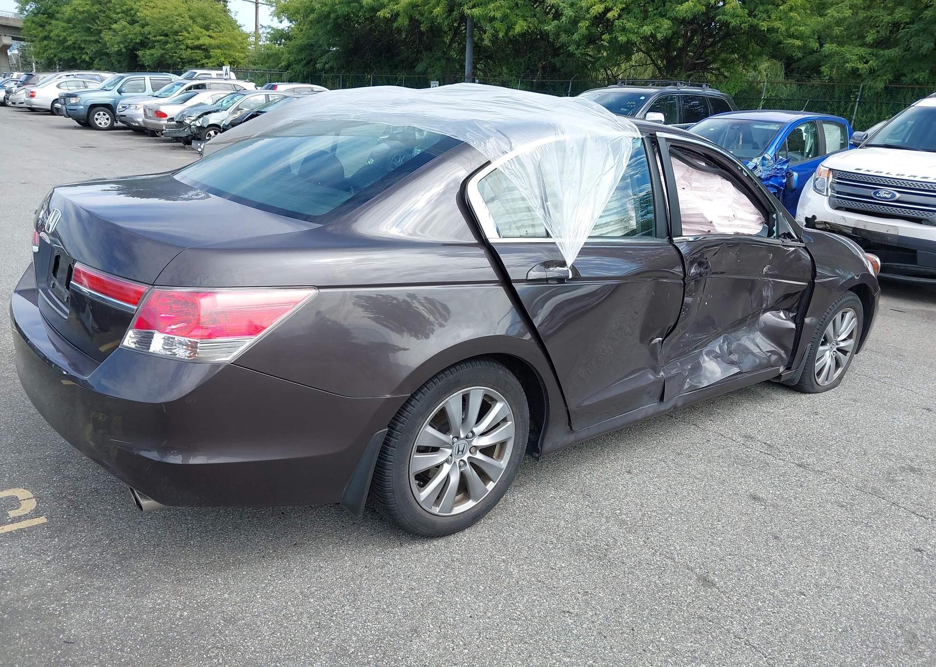 2011 HONDA ACCORD EXL