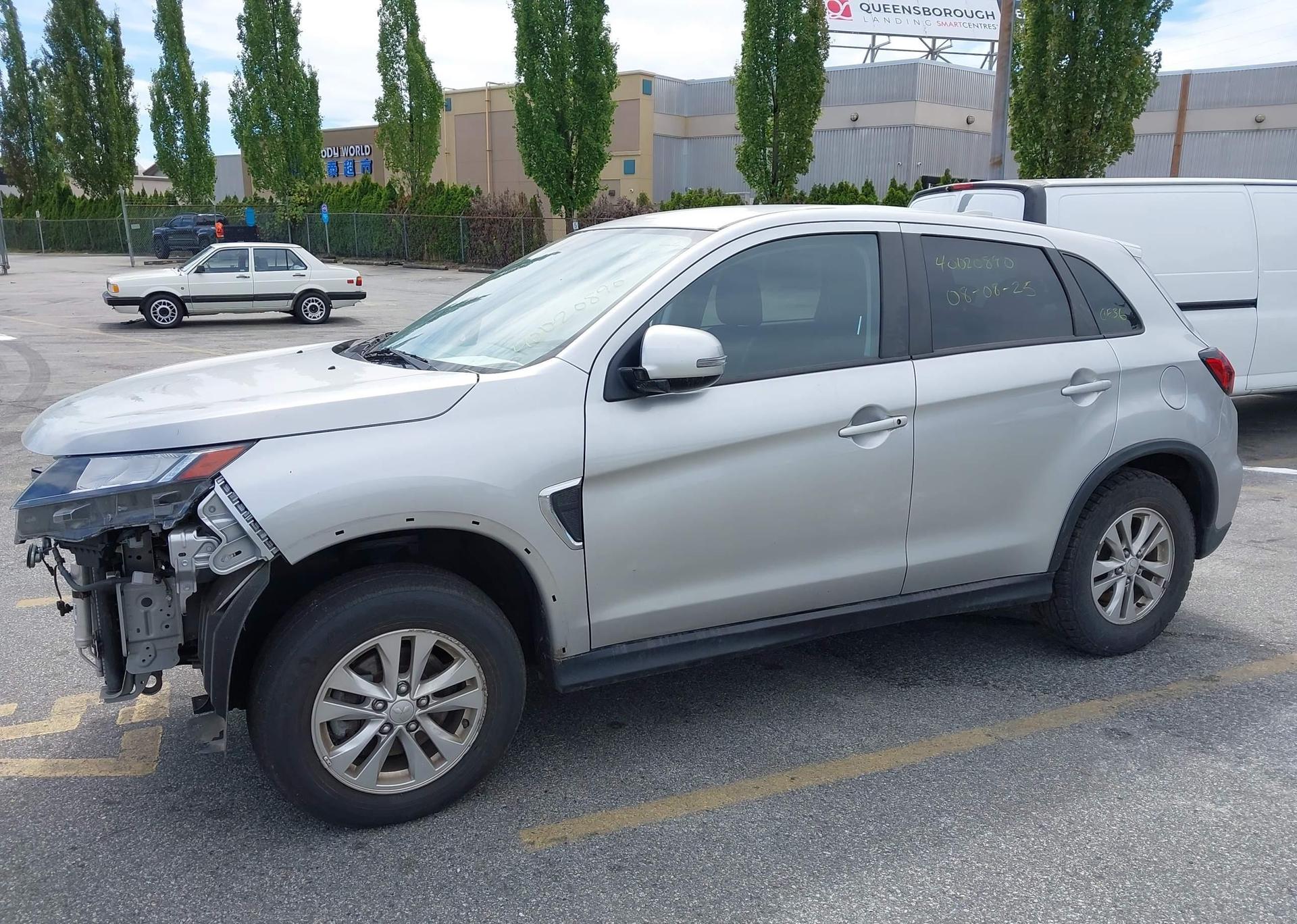 2023 MITSUBISHI RVR