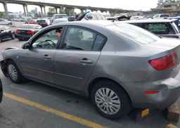 2005 MAZDA 3 I