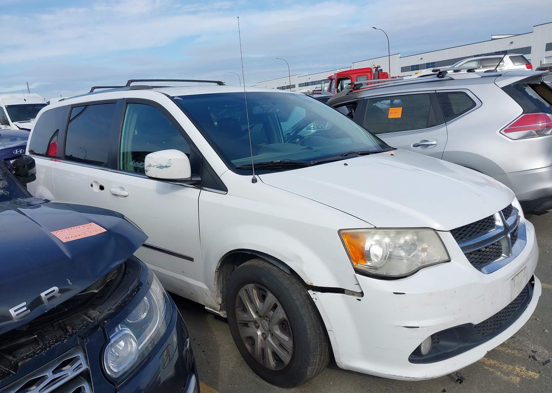 2014 DODGE GRAND CARAVAN CREW