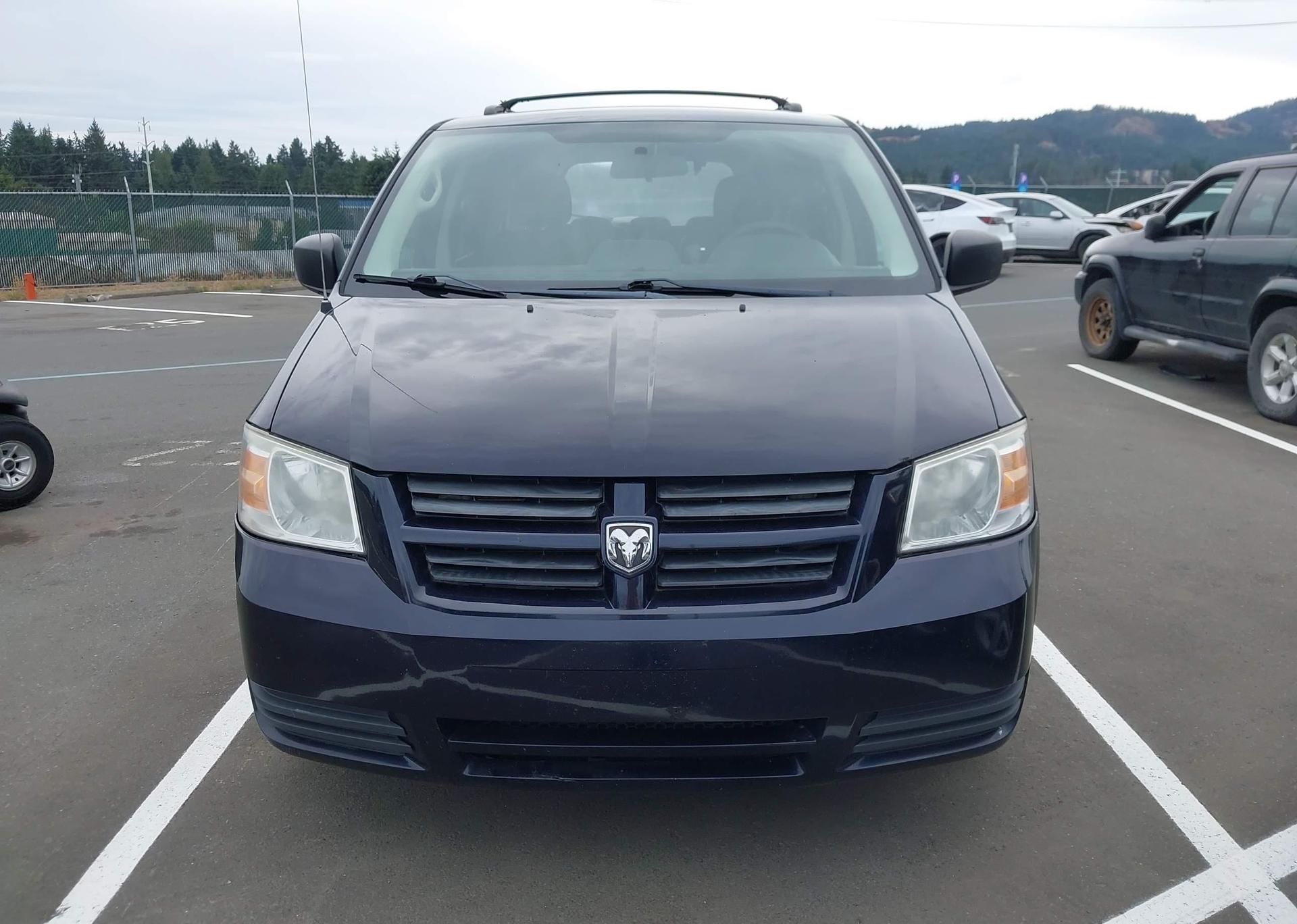 2010 DODGE GRAND CARAVAN SE