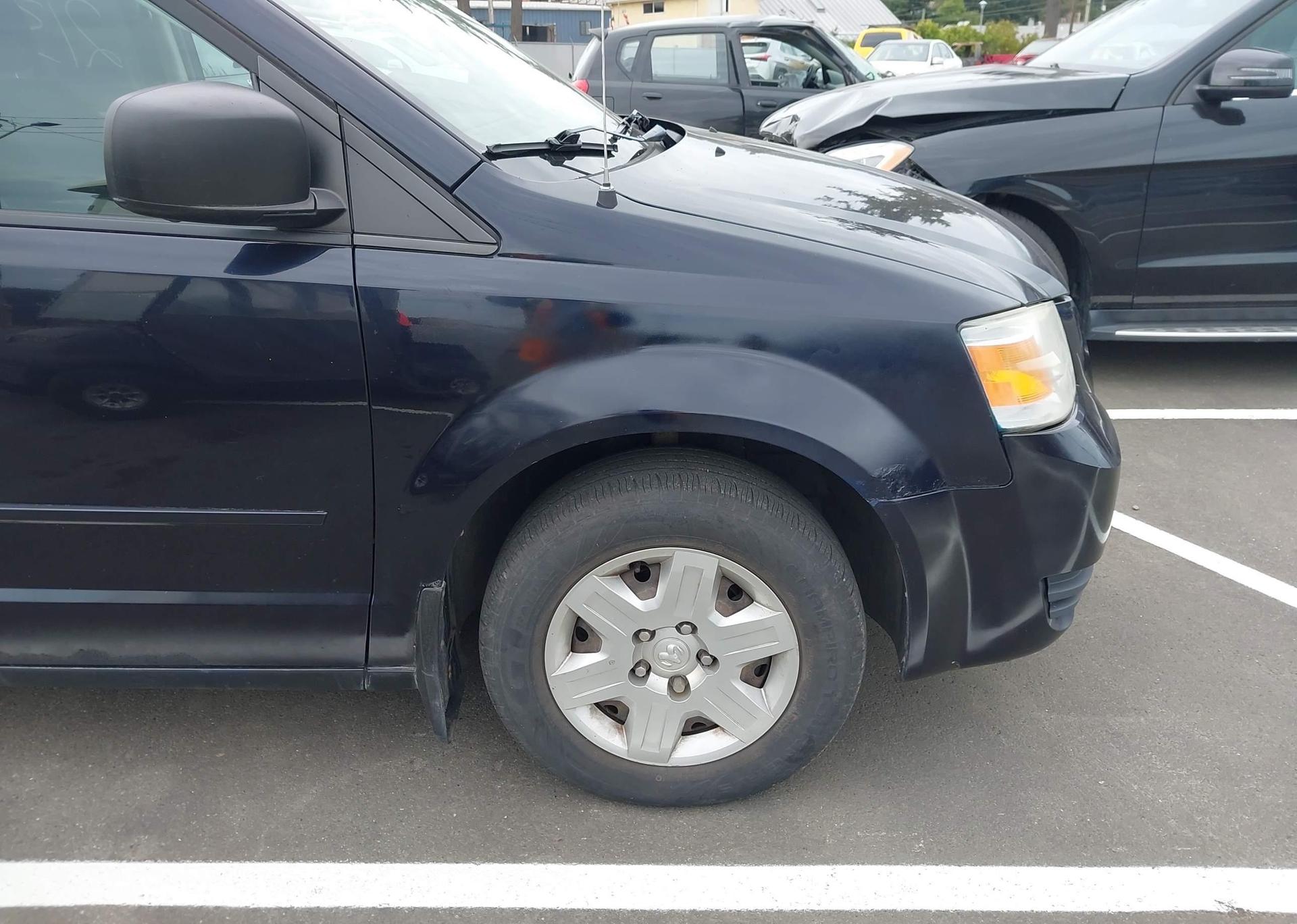2010 DODGE GRAND CARAVAN SE