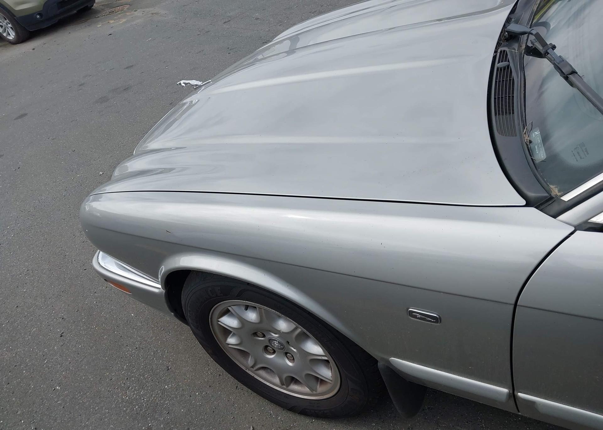 1999 JAGUAR XJ8