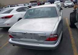 1999 JAGUAR XJ8