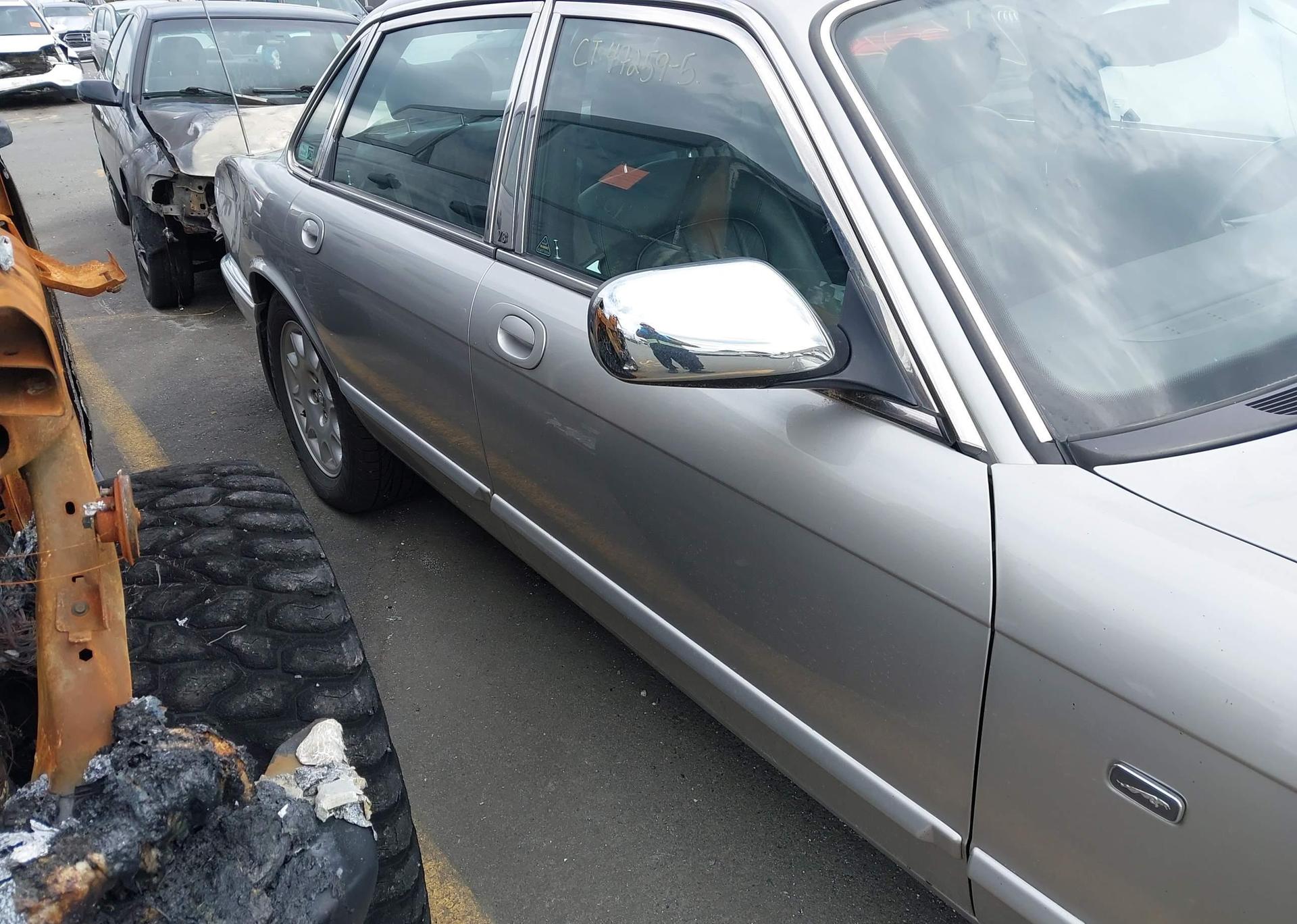 1999 JAGUAR XJ8