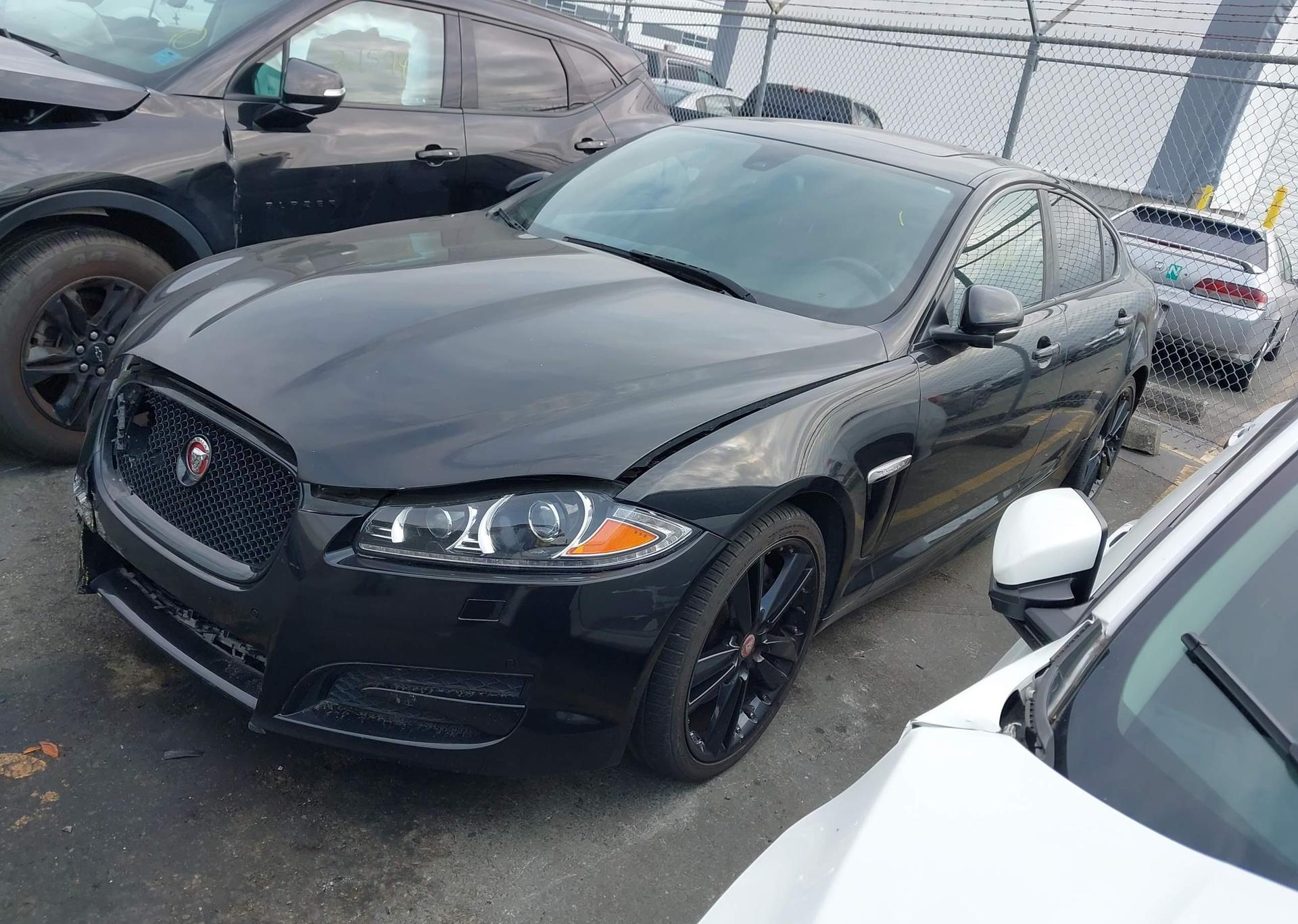 2015 JAGUAR XF