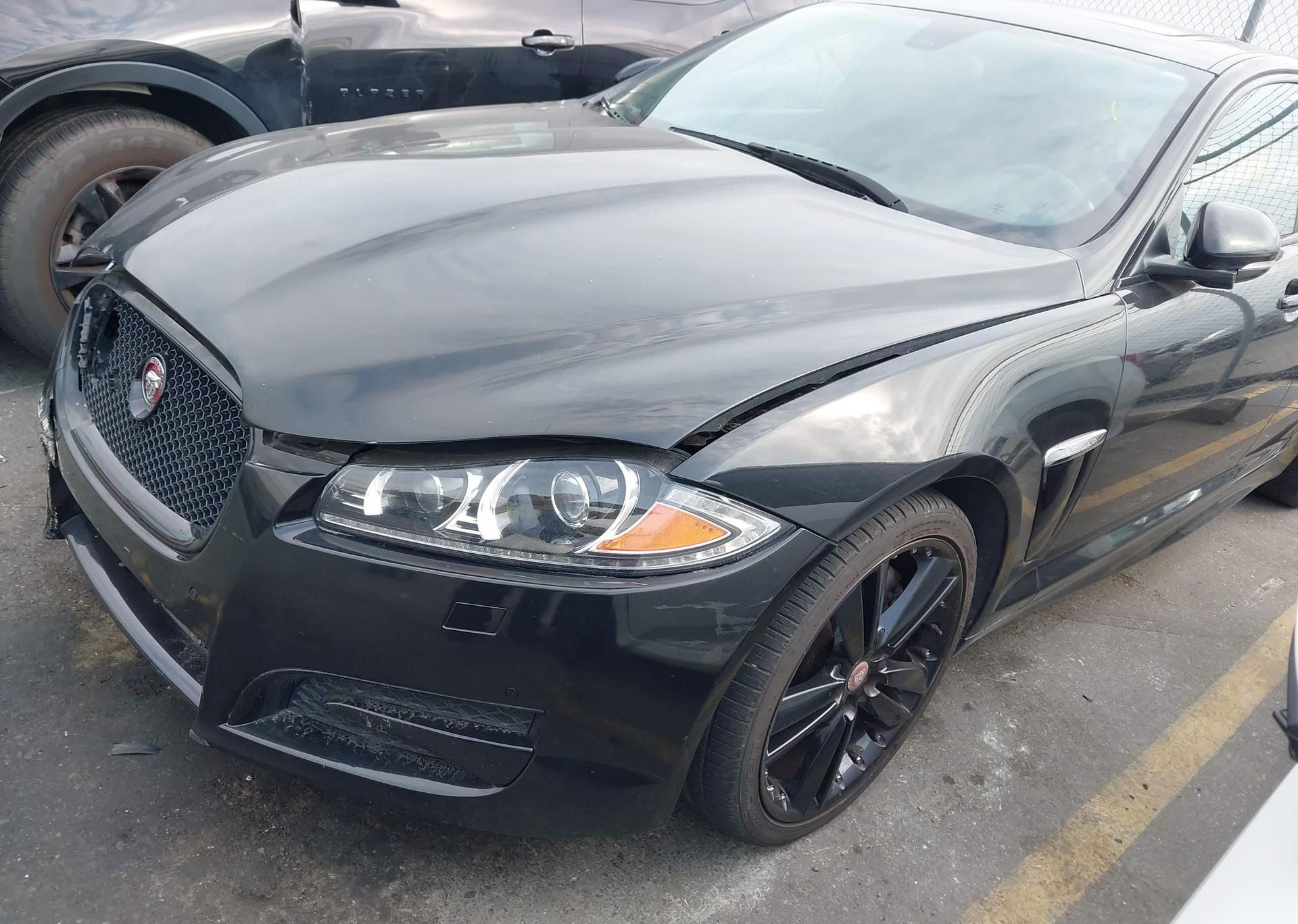 2015 JAGUAR XF