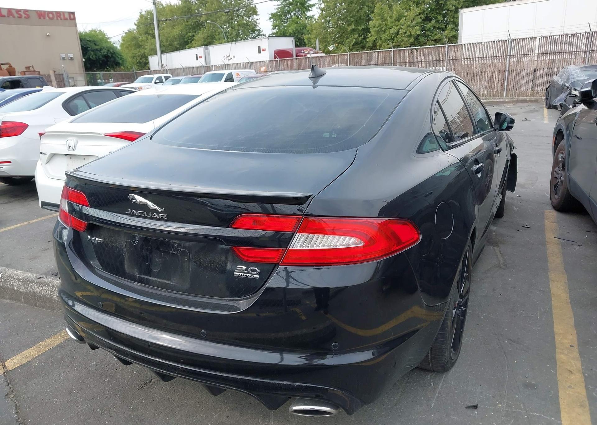 2015 JAGUAR XF