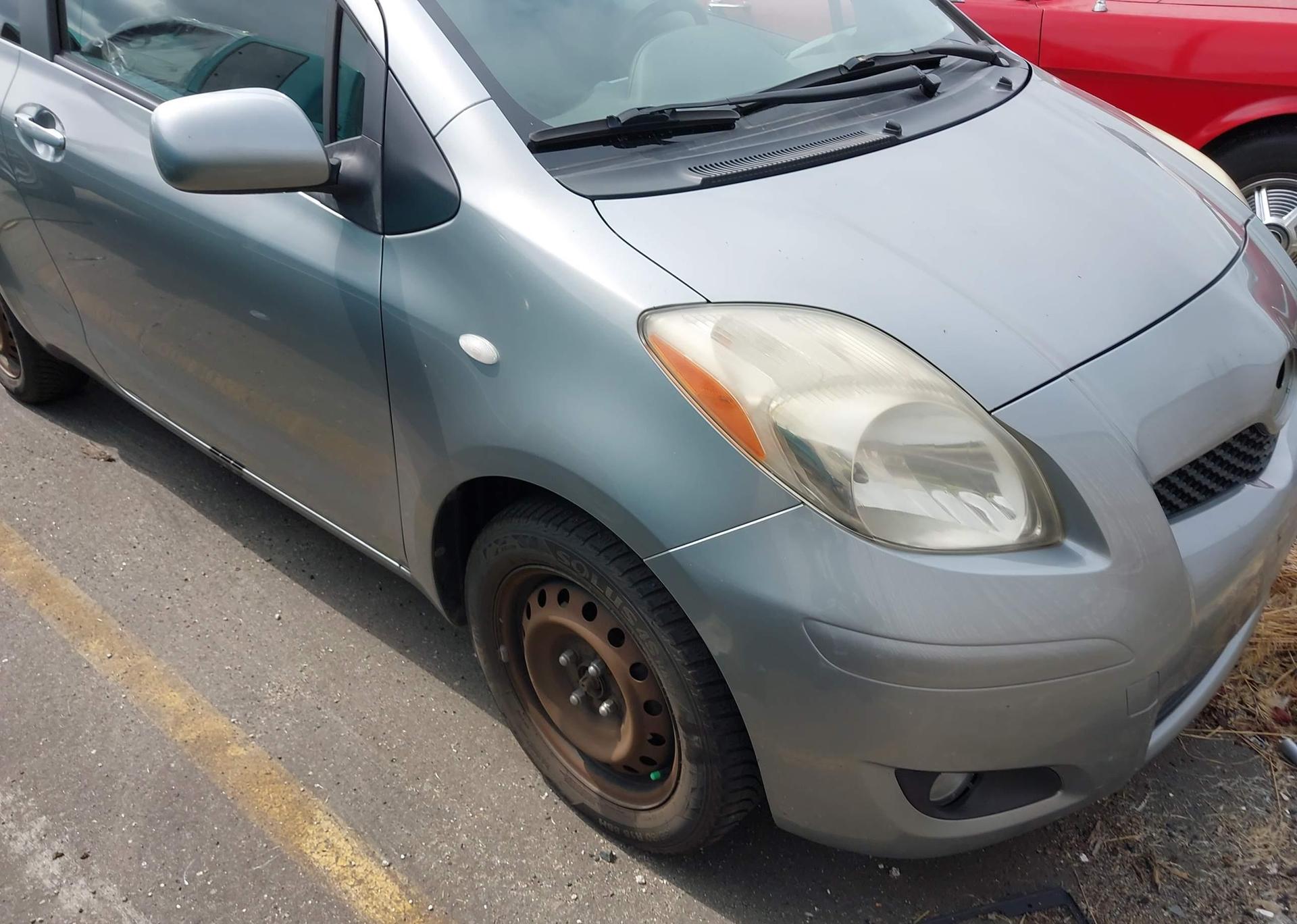 2010 TOYOTA YARIS