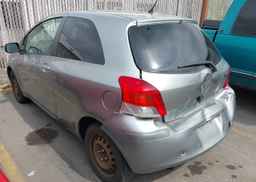 2010 TOYOTA YARIS